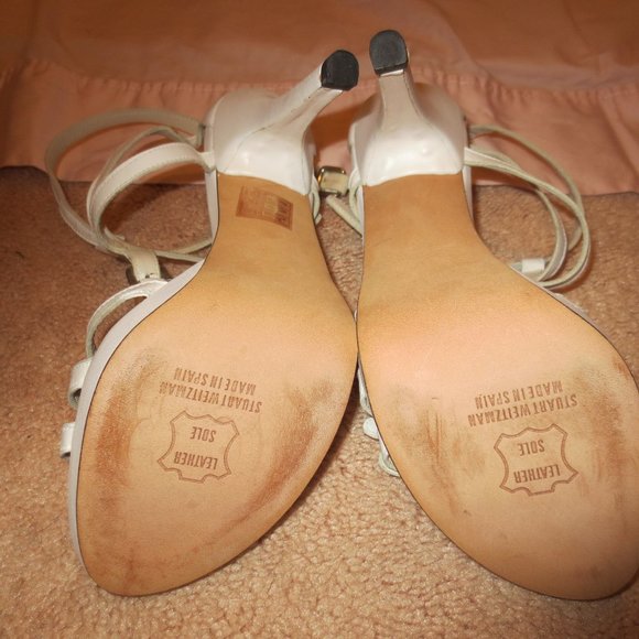 NIB, STUART WEITZMAN White Leather Buckled Sandal - Picture 6 of 6